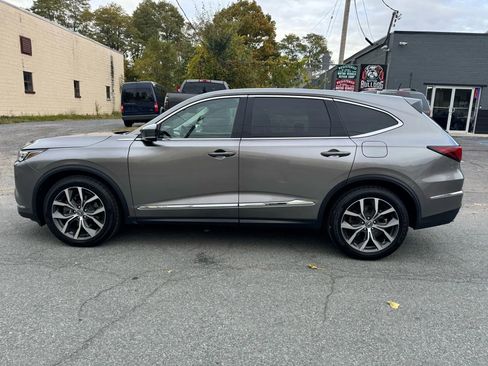 Used 2023 Acura MDX SH-AWD w/Technology Pkg Sport image 8