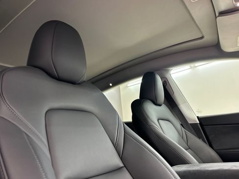 Used 2023 Tesla Model Y Performance AWD/4WD image 25