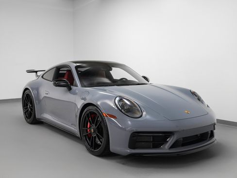 Used 2024 Porsche 911 Carrera GTS image 10