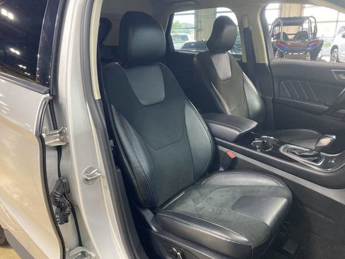 Used 2015 Ford Edge Sport image 8