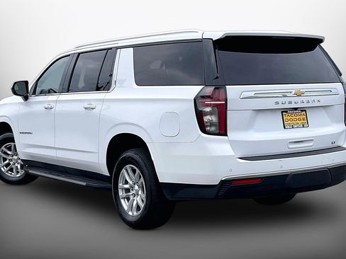 Used 2024 Chevrolet Suburban LT image 11