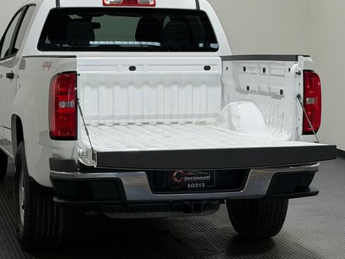 Used 2018 Chevrolet Colorado W/T w/ WT Convenience Package AWD/4WD image 12