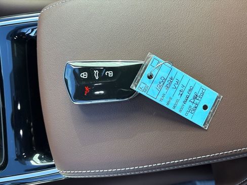 New 2026 Volkswagen ID.4 Pro image 25