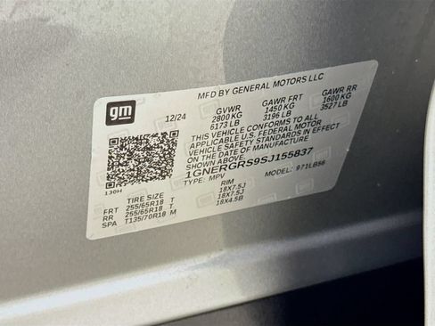Certified 2025 Chevrolet Traverse LT FWD image 31