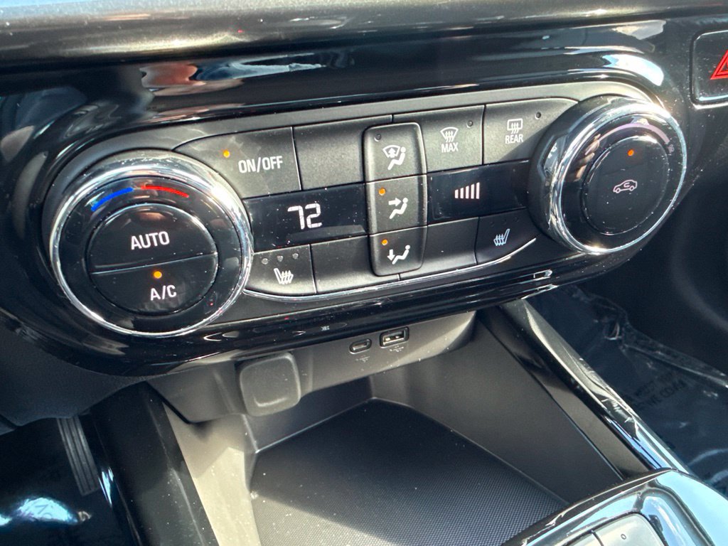 Used 2025 Chevrolet Trax ACTIV w/ Driver Confidence Package FWD image 23