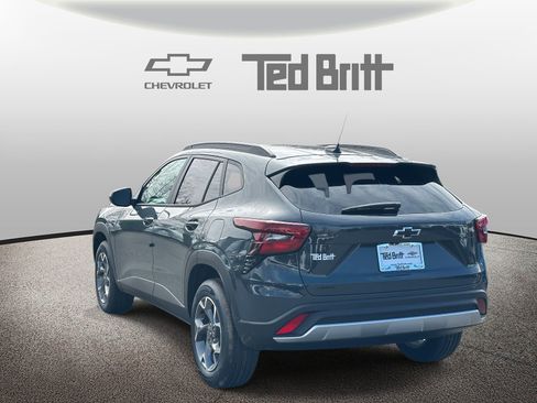 New 2026 Chevrolet Trax LT w/ Driver Confidence Package image 6