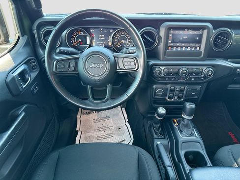 Used 2022 Jeep Wrangler Unlimited Sport AWD/4WD image 24