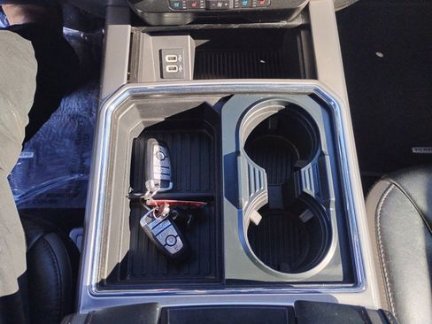 Used 2019 Ford F350 Platinum w/ Platinum Ultimate Package image 21