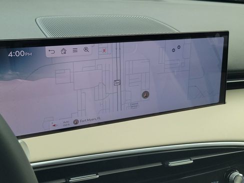 New 2026 Genesis GV70 2.5T Select AWD/4WD image 9