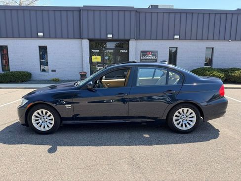 Used 2009 BMW 328i xDrive Sedan AWD/4WD image 15