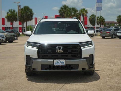 Used 2026 Honda Pilot Elite image 6
