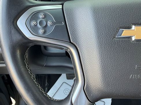 Used 2019 Chevrolet Silverado 1500 LT AWD/4WD image 11