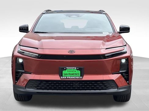 New 2026 Toyota C-HR AWD/4WD image 5