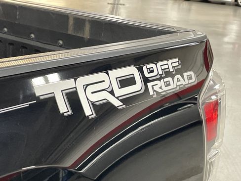Used 2020 Toyota Tacoma TRD Off-Road image 33