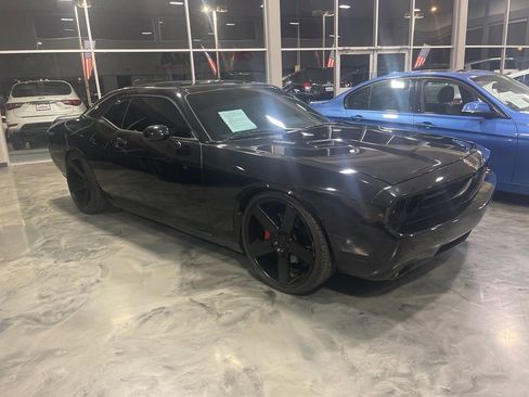 Used 2010 Dodge Challenger SRT8 w/ SRT Option Group II image 12