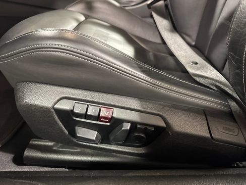 Used 2015 BMW M4 Coupe image 23