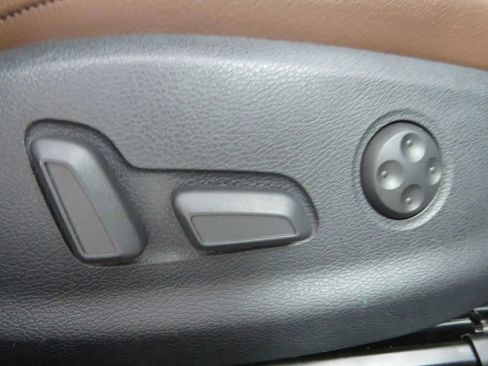 Used 2018 Audi A3 2.0T Premium Plus w/ Premium Plus Package image 38