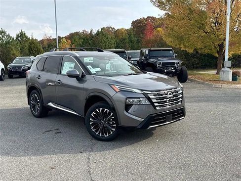 New 2026 Nissan Rogue Platinum w/ Platinum Premium Package image 2