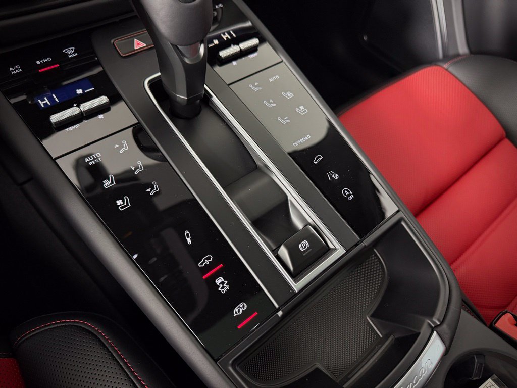 New 2026 Porsche Macan GTS AWD/4WD image 24