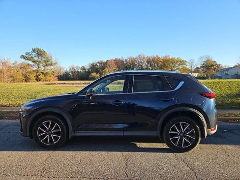 Used 2018 MAZDA CX-5 Grand Touring w/ Premium Package image 2