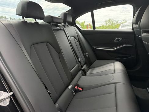 Used 2025 BMW 330i xDrive Sedan AWD/4WD image 27