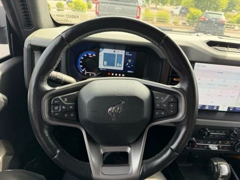 Used 2022 Ford Bronco Badlands AWD/4WD image 11