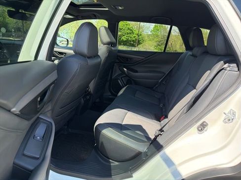 Used 2025 Subaru Outback Wilderness AWD/4WD image 16