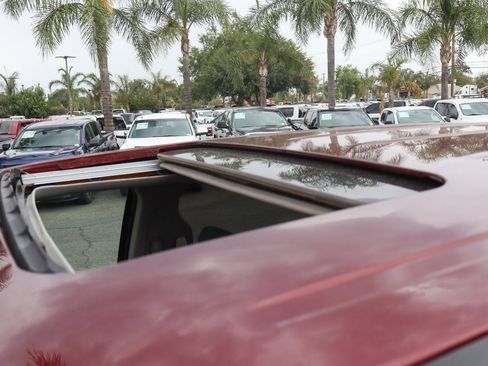 Used 2018 RAM 3500 Big Horn image 25