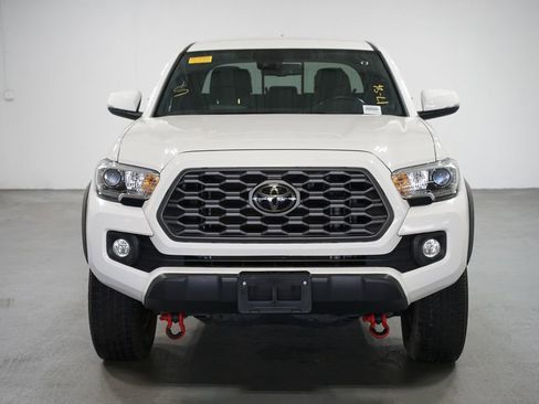 Used 2023 Toyota Tacoma TRD Off-Road image 2