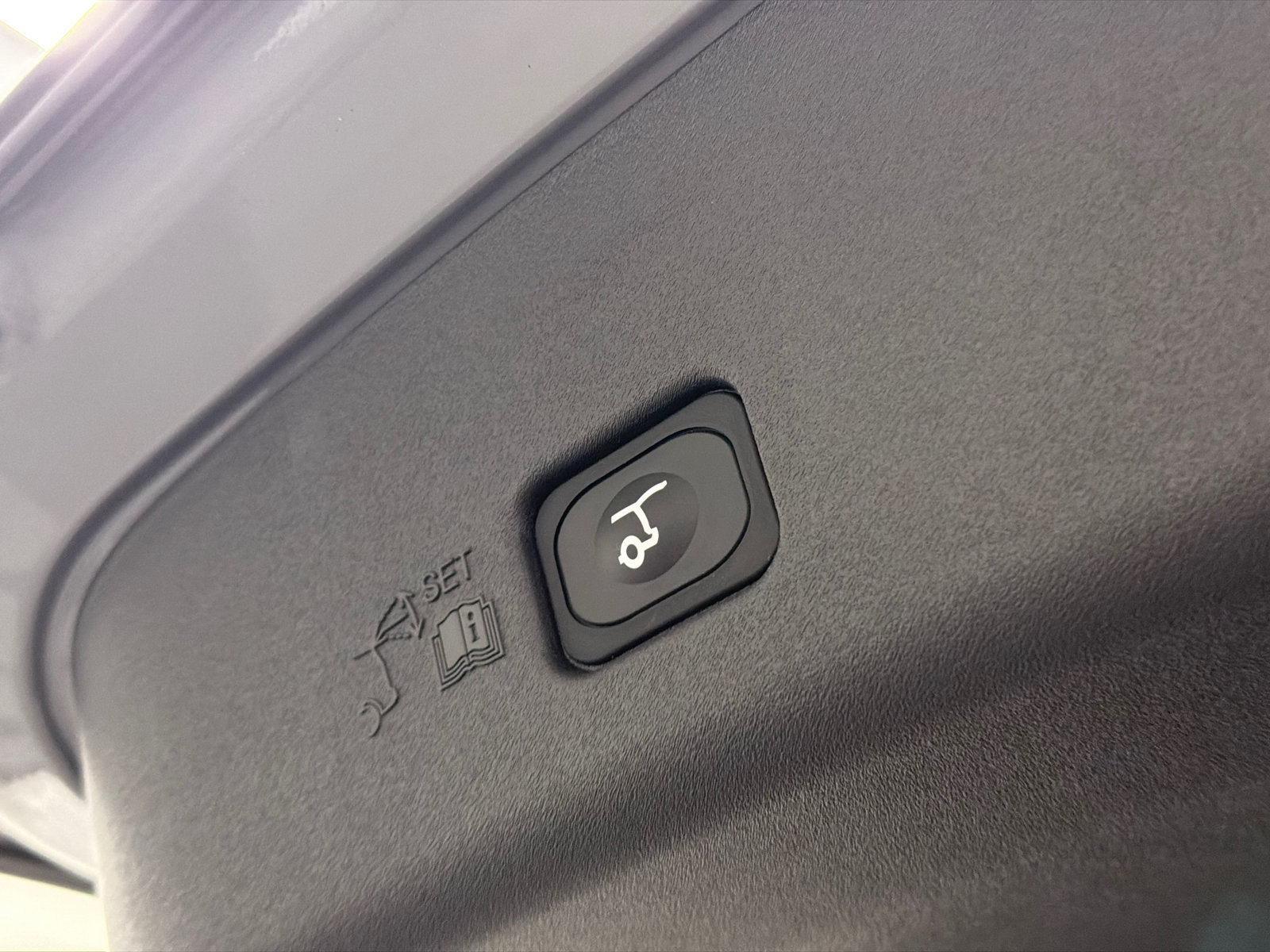 New 2026 Lincoln Nautilus Premier AWD/4WD image 9