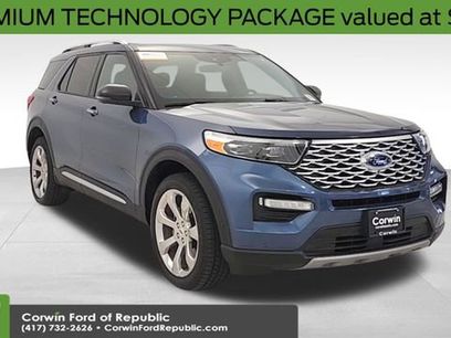 Certified 2020 Ford Explorer Platinum w/ Premium Technology Package