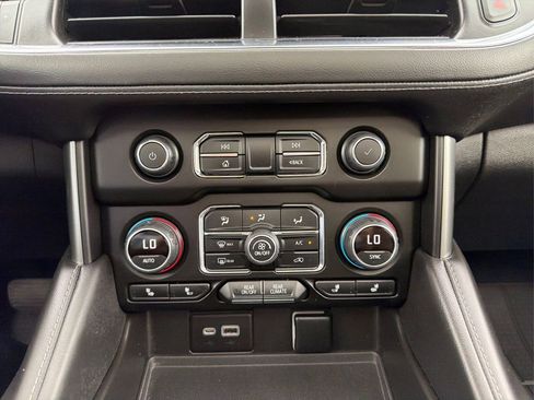 Used 2022 Chevrolet Tahoe LT w/ LT Signature Package AWD/4WD image 37