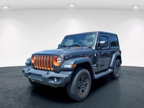 Used 2020 Jeep Wrangler Sport AWD/4WD image 2