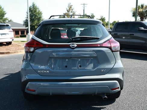Used 2023 Nissan Kicks SV w/ Exterior Package FWD image 7