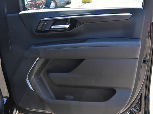 Used 2025 Chevrolet Tahoe LT AWD/4WD image 56