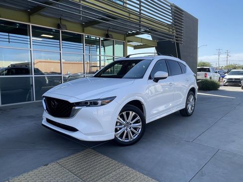 Used 2022 MAZDA CX-5 Signature image 1