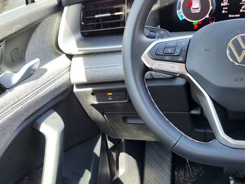 New 2026 Volkswagen Tiguan S image 26