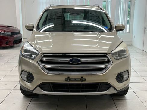 Used 2017 Ford Escape Titanium w/ Equipment Group 301A AWD/4WD image 2