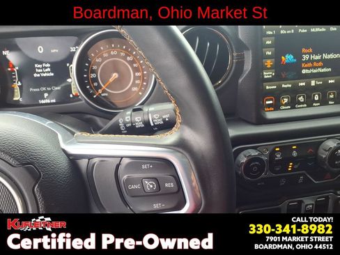 Used 2023 Jeep Wrangler Unlimited Sahara AWD/4WD image 27