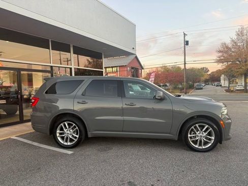 Certified 2022 Dodge Durango R/T image 41
