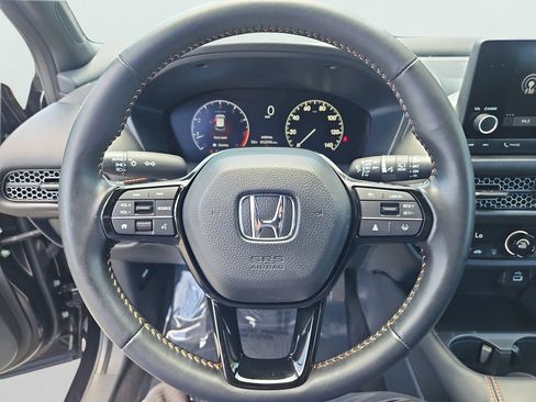 Certified 2025 Honda HR-V Sport image 27