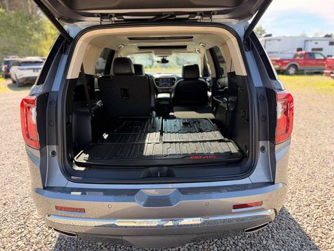 Used 2022 GMC Acadia Denali w/ GMC Pro Grade Package AWD/4WD image 19