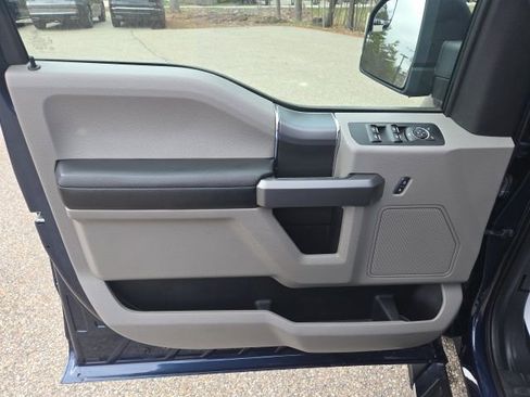 Used 2018 Ford F150 XLT w/ Equipment Group 302A Luxury image 17