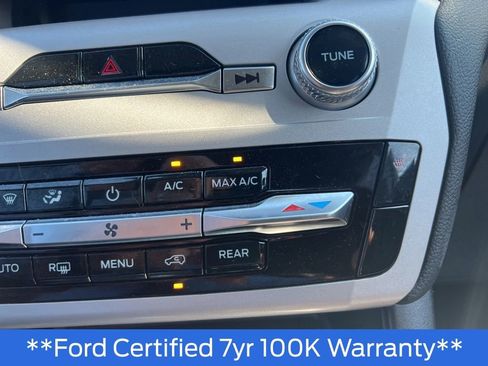 Used 2023 Ford Explorer XLT w/ Equipment Group 202A AWD/4WD image 14