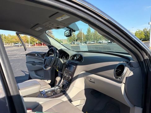 Used 2015 Buick Enclave Convenience FWD image 15