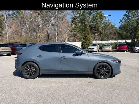 Used 2021 MAZDA MAZDA3 s image 3