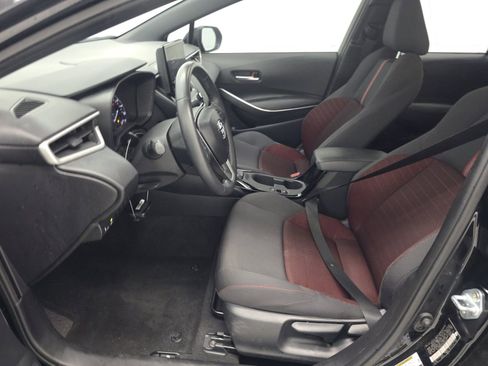 Used 2025 Toyota Corolla SE FWD image 6