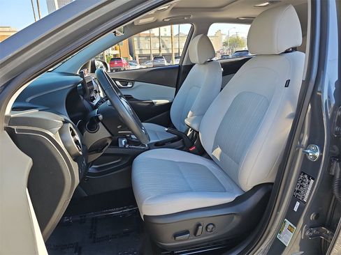 Certified 2023 Hyundai Kona SEL w/ Convenience Package image 14