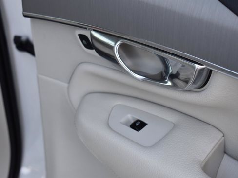 Used 2021 Volvo XC90 T5 Momentum w/ Protection Package Premier FWD image 59