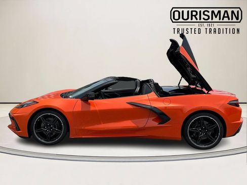 Used 2025 Chevrolet Corvette Stingray Preferred Conv w/ Stealth Interior Trim Package RWD image 37